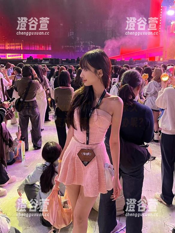 17 在“www.17”逛个“永久”,一不小心变成情感废墟,咋办呢?