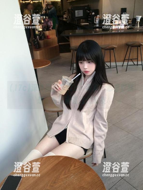 17c 深夜观看“17c”黑料,心里默默想:我得谢谢这位朋友