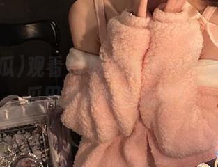 观看17吃瓜官网——为你直播瓜田里的秘密恋情！