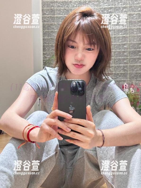 止不住的流口水，17吃瓜的官网上明明是个吃瓜小世界！