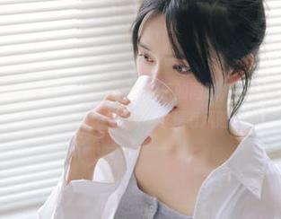 51.com网站:给你快乐的同时,也可能带来一丝焦虑,毕竟“吃瓜”也是有风险的