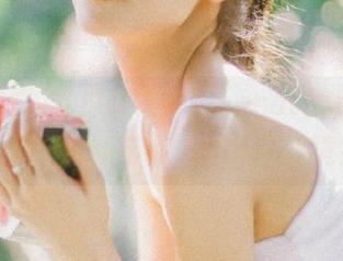 吃瓜新体验！nanataipei51吃瓜苹果版带你走进瓜田秘境？