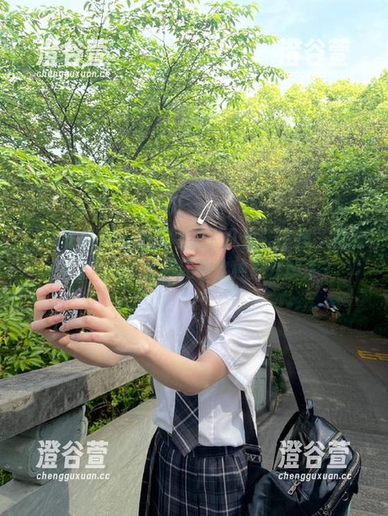 51吃瓜网站把几位“主角”推向热门大瓜，竟然还有这种魔性解读？