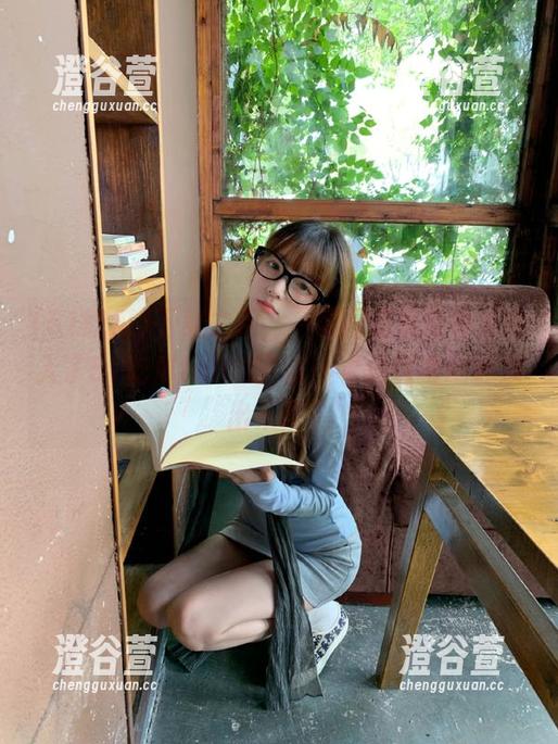 下载之后，一瞬间仿佛身体被吸入了51吃瓜fun的宇宙，求救信号能够发出来吗？
