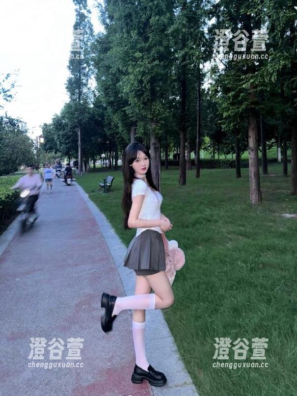 在51吃瓜网流连忘返，真是无意中成为了吃瓜协会观察员，观看好像成了我的新使命。