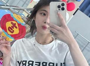 失去方向感？让“51爆料网”成为你的八卦导航，保你一路畅通无阻。