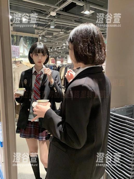 cgw告诉我“永不迷路”，但我还是在直男的脑回路里转圈圈。