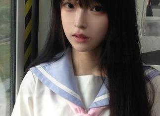 在线碎碎念：每次上www.zztt15.com，都会犹豫要先看哪个瓜的那种蠢萌。