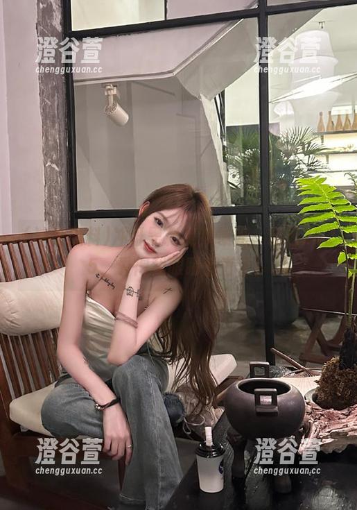冲哥黑料视频曝光，精选2025，看得我眼睛都直了！