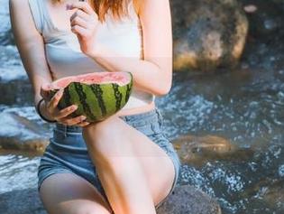 今天的在线吃瓜网址导航，有点走神，我怕自己被带偏了！
