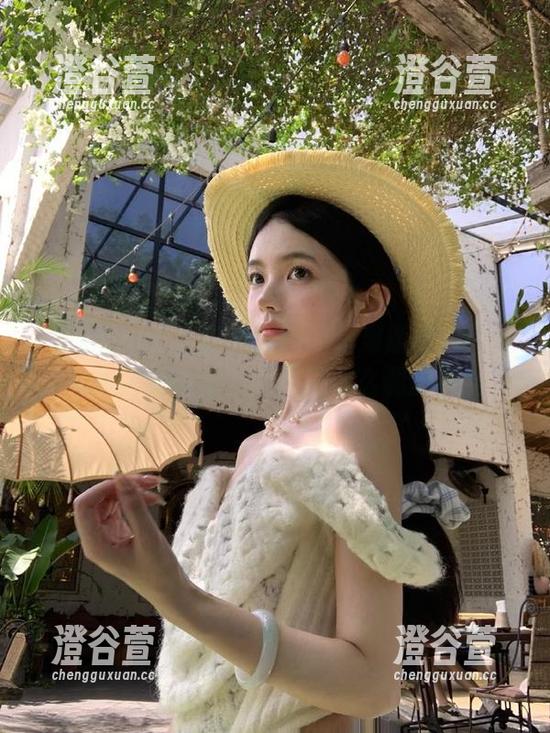 大家都在用的苹果版吃瓜网址，抖音网红们在上面做了什么调皮事儿？