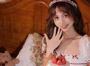 嘘…最新的明星黑料网站正在上演“吃瓜大会”！