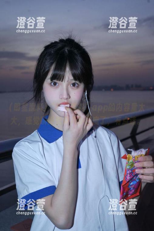 “明星黑料”app的内容量太大，感觉瞬间变身八卦狂魔了，有点迷。