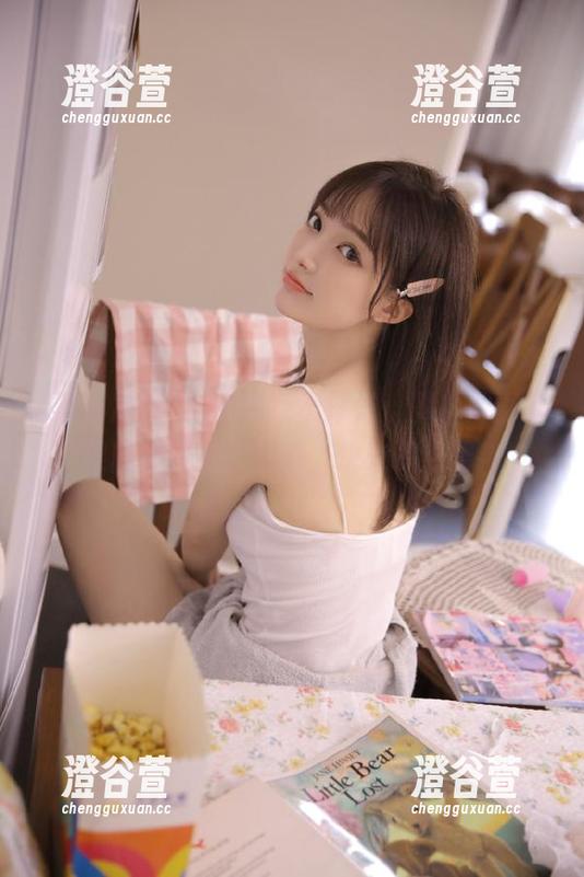 抖音网红不打烊，黑料冲哥苹果版也跟着嗨起来，快来凑热闹！