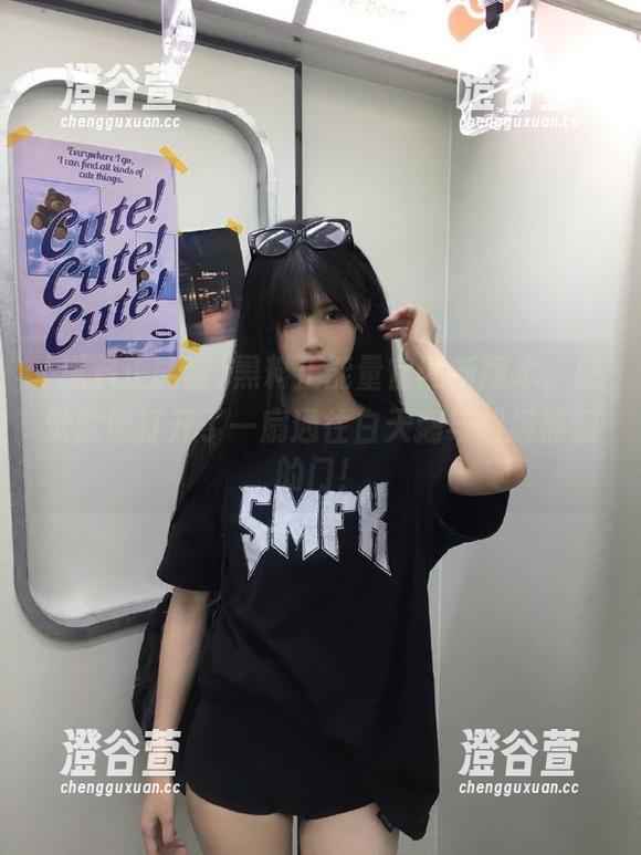 黑料正能量官网新版本，感觉就像打开了一扇通往白天鹅与超级黑洞的门！