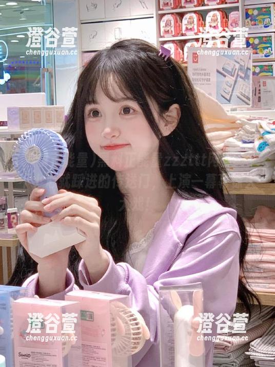 黑料正能量zzzttt网页：一不小心就踩进的传送门，上演一幕幕惊天大戏！
