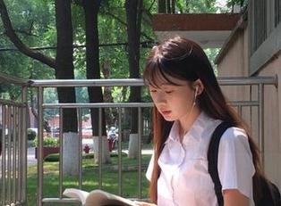 今天又登录155fun黑料网，邮箱一堆“证据”，我觉得自己快成侦探了