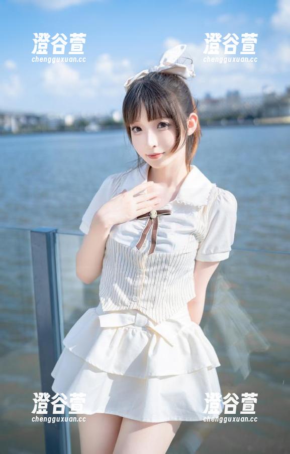 听朋友说“黑社料”网站能下载年度大戏，心里嘀咕：这是下载了剧本吗？